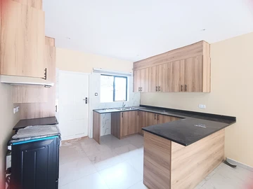 3 Bedroom Garden Flat