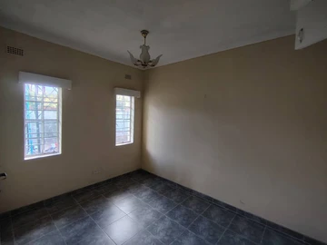 2 Bedroom Garden Flat