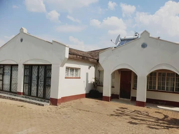 3 Bedroom Garden Flat