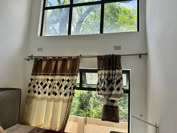 3 Bedroom Flat & Apartment