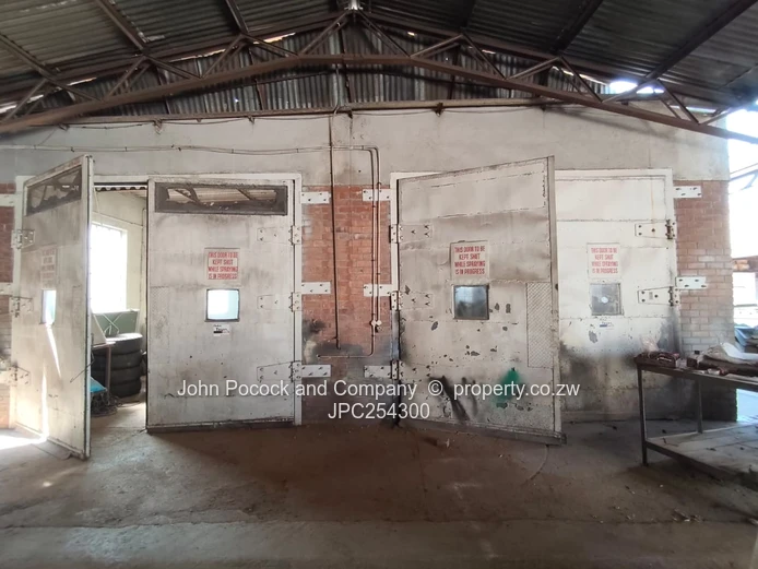 Workshop and office space in Prime Belmont Area