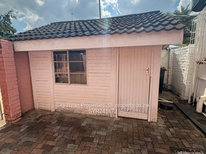 Avondale Garden Flat For Rent