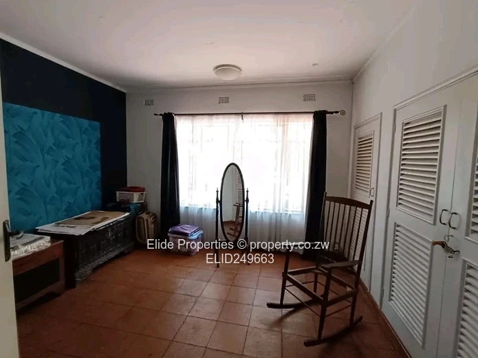 Spacious 3-Bed Avondale Home on 3291m² with Pool & Borehole