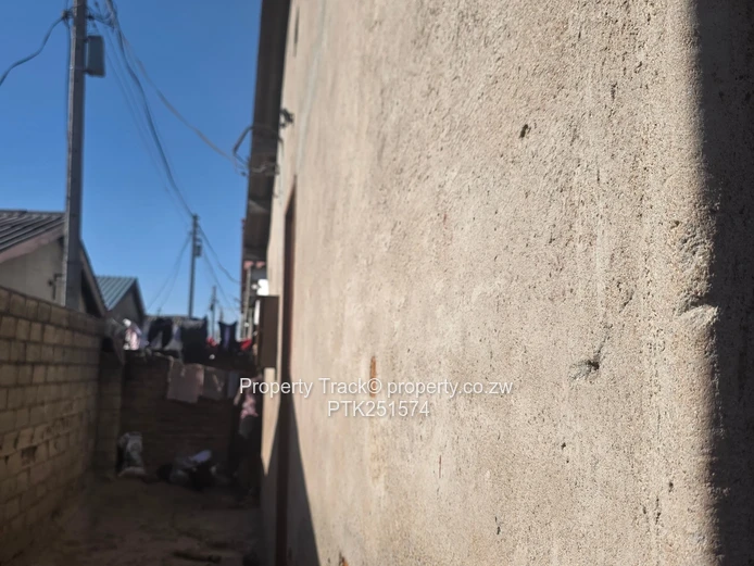 Manyame Park House For Sale