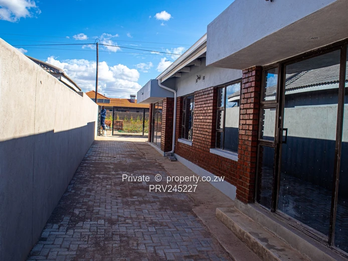A beautiful newly built House for sale in Mabvazuva