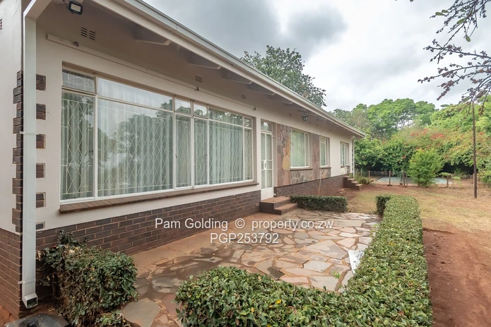 Prime 8265sqm Corner Stand Hogerty Hill (Sole Mandate)