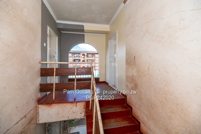 Tynwald Flat (Sole Mandate)