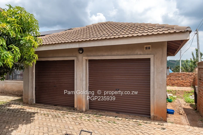 Neat Recently Built Home!