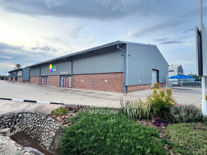 Pomona Showroom available 1 February 2026 (Sole Mandate)