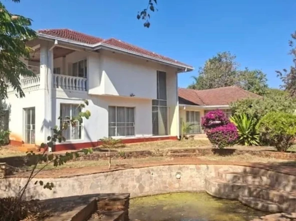 5 Bedroom House