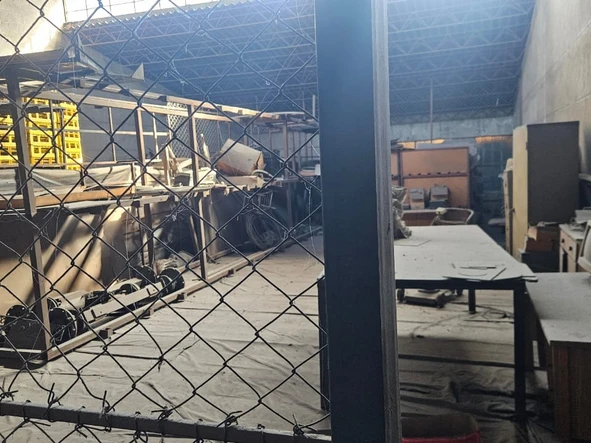 Warehouse & Factory