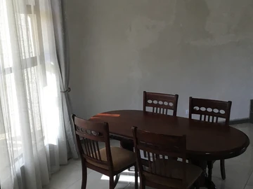 6 Bedroom House