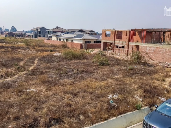 Stands & Residential Land