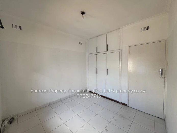 Braeside, Harare South 3-Bed House for Rent — Pool & Borehole