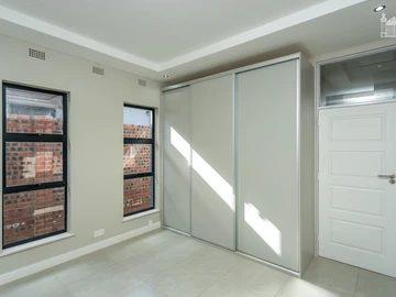 4 Bedroom Garden Flat