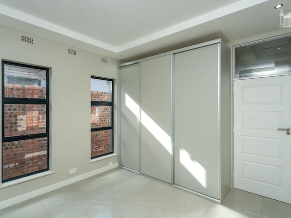 4 Bedroom Garden Flat