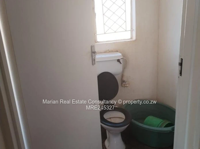 3 Bedroom House, Mahatshula For Sale