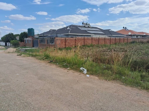 Stands & Residential Land