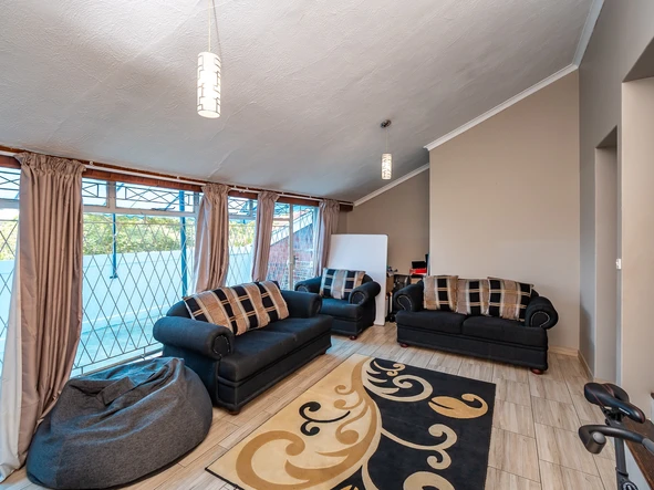 2 Bedroom Garden Flat