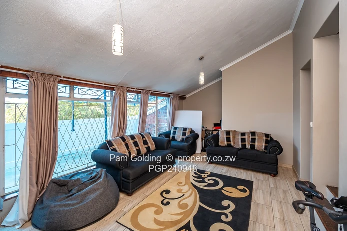 Incredible Opportunity for Sundowners EVERY day! (Sole Mandate)