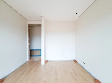 5 Bedroom Garden Flat