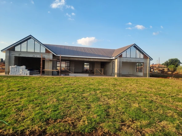 5 Bedroom House