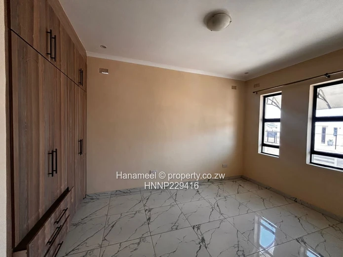 Peakwood Charming 3-Bedroom Townhouse in Greendale North, Harare**