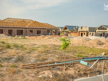 Stands & Residential Land