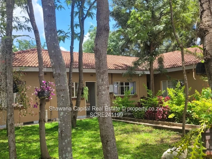 Luxurious 4 House In Norton, Nharira (Sole Mandate)