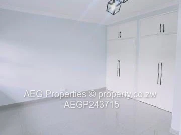 New Listing Avondale Duplex Apartment 