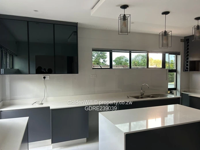 Highlands 3bed Apartment for renatl