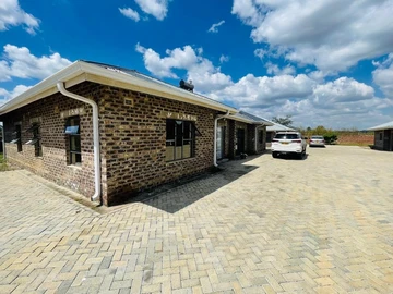 3 Bedroom Garden Flat