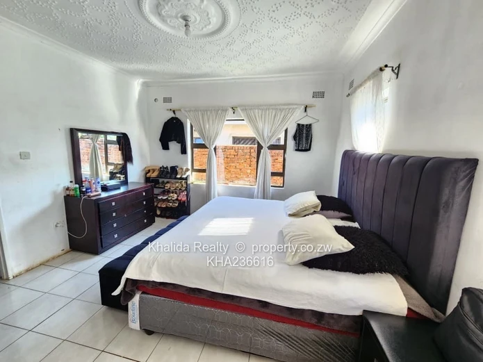 Madokero Estate House For Sale (Sole Mandate)