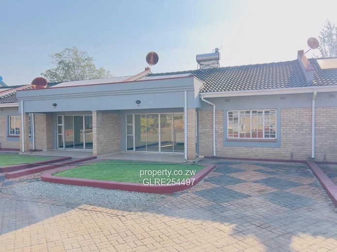 Bright 2-Bed Home with Borehole & Sliding Patio Doors — Newlands