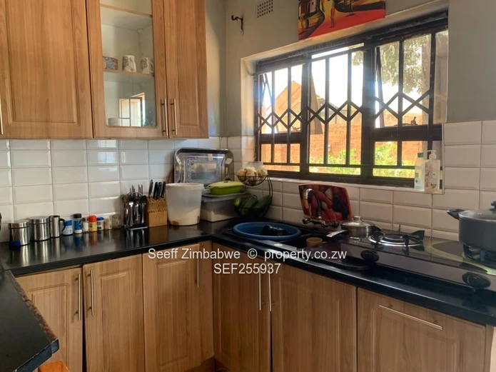 Spacious 3-Bed Cottage on 2040m² with Borehole in Gletwin Park, Harare North