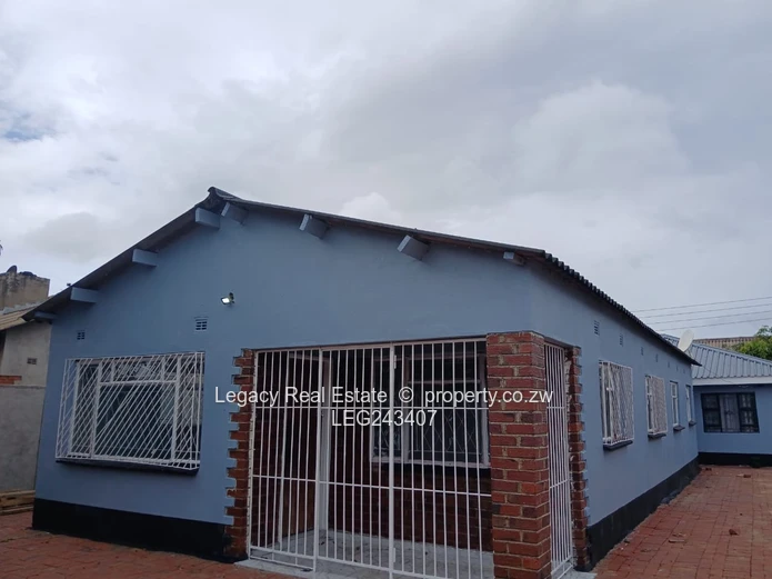 Budget-Friendly 4 Bedroom House To Rent In Glenview 2