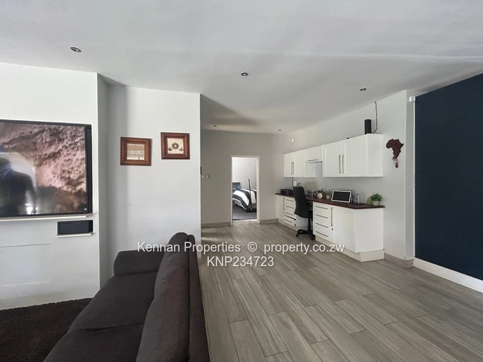 Upmarket Furnished 3 Bedroom Home in good area (Sole Mandate)