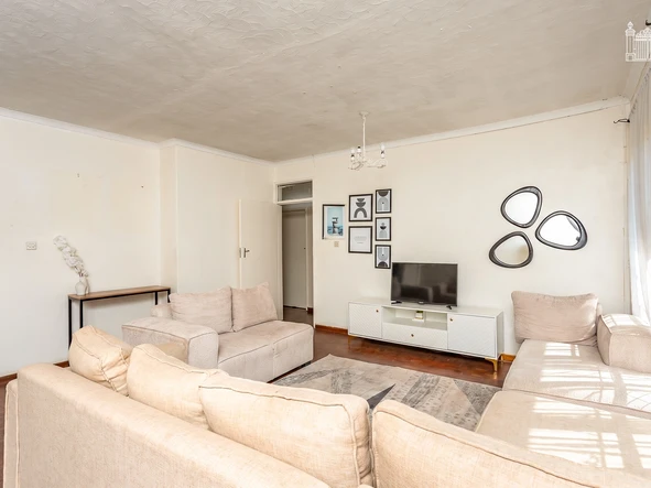 2 Bedroom Garden Flat