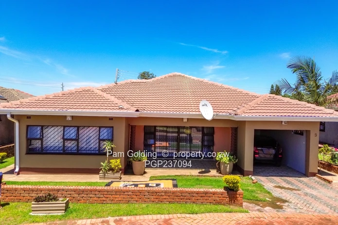 Modern Cluster for Sale in Meyrick Park!