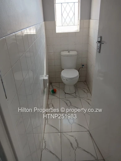 Hatfield 3-Bed Home with Pool, Fireplace & Large Garden