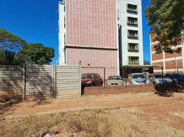 Flat & Apartment