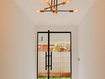 3 Bedroom Flat & Apartment