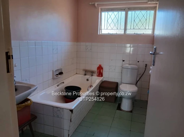 3-Bed Family Home in Ilanda — Borehole & Large Yard