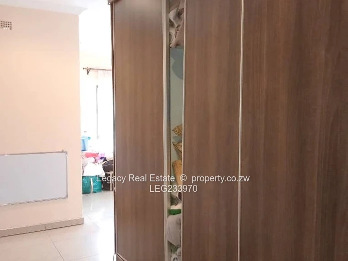 Fully Equipped 5-Bedroom House in Arlington Estate