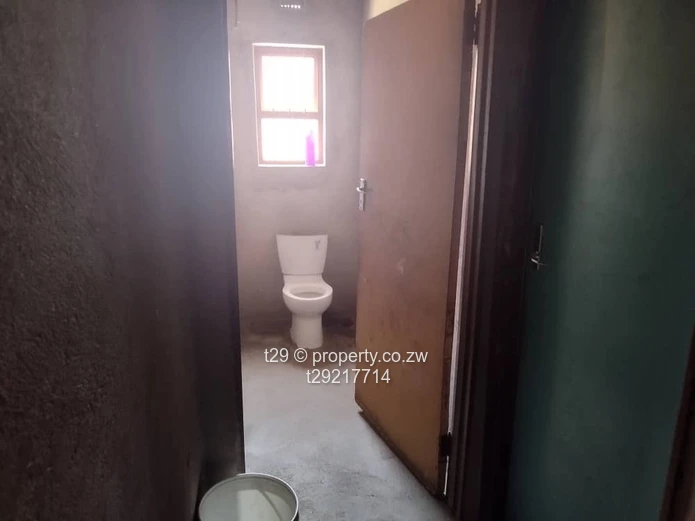 Mainway Meadows incomplete house for sale