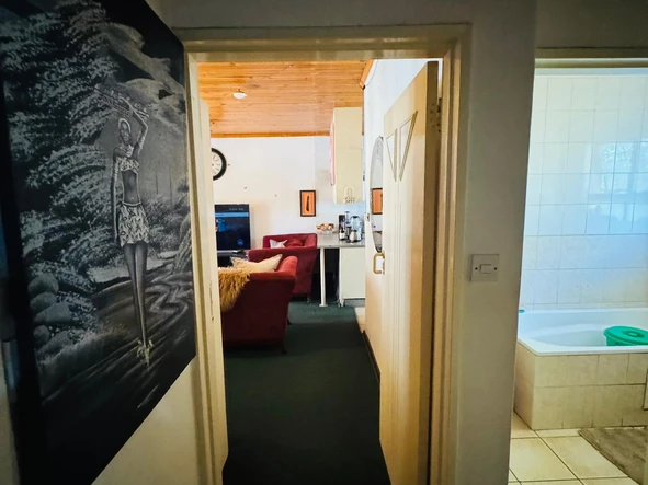 2 Bedroom Garden Flat