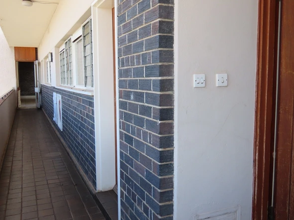 3 Bedroom Flat & Apartment