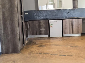 2 Bedroom Garden Flat