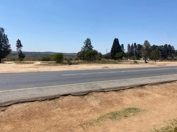 Commercial & Industrial Land