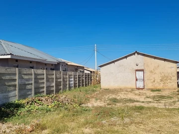 2 Bedroom House